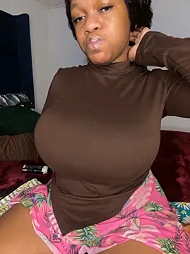 Boneca25 online show from 10/16/25, 11:44