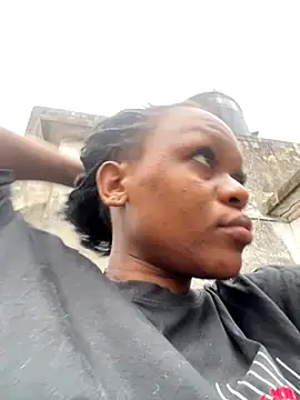 Boneca25 online show from 11/27/25, 03:25