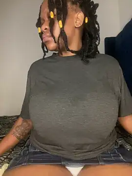 Boneca25 online show from 01/11/26, 09:58