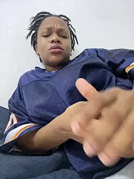 Boneca25 online show from 03/11/26, 07:42