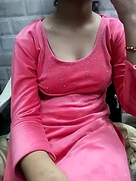 Snapshot of Tanu-00 chatting on 02/27/25, 10:15 Tanu-00 online show from 02/27/25, 10:15