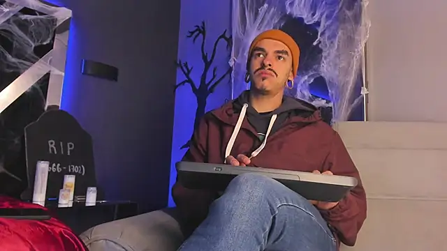 kaletattoo online show from 10/27/25, 11:03