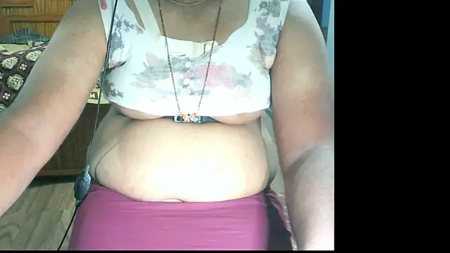 Snapshot of Leelasissy chatting on 08/01/26, 04:39 Leelasissy online show from 08/01/26, 04:39