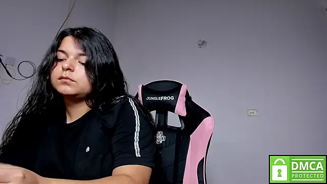 Little Shaara online show from 11/25/25, 08:42