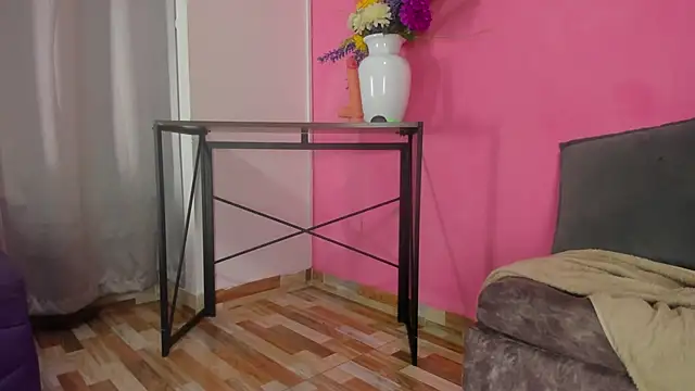 evaa greey online show from 02/01/25, 02:16