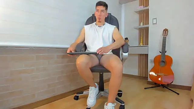 Tombarden online show from 12/18/25, 07:09