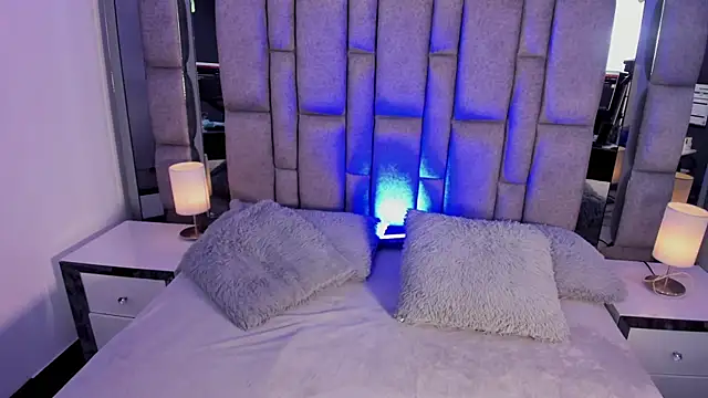 Bonet iris online show from 04/20/26, 07:15