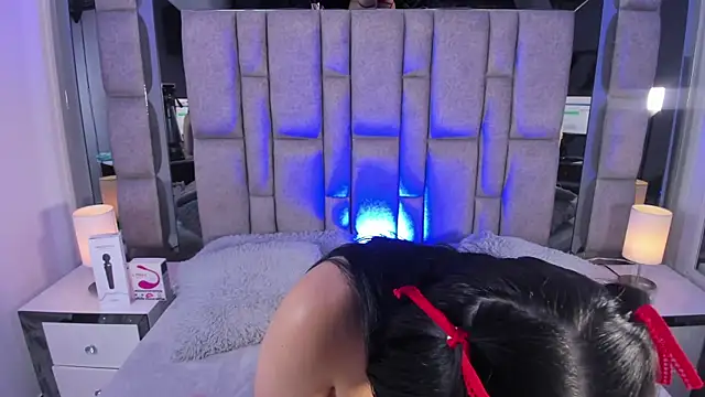 Bonet iris online show from 04/21/26, 07:17