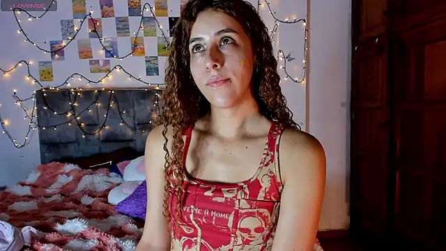 Isangel  online show from 04/25/26, 03:53