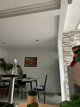 Snapshot of vicky__skinny_1 chatting on 02/20/25, 02:35 vicky skinny 1 online show from 02/20/25, 02:35