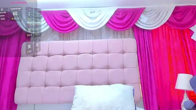 Snapshot of CanelaDevil_ chatting on 09/10/25, 06:41 CanelaDevil online show from 09/10/25, 06:41