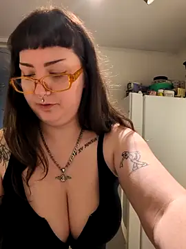 Snapshot of goblingirl888 chatting on 02/12/26, 12:16 goblingirl888 online show from 02/12/26, 12:16