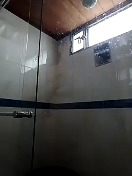 Vale Saenzz online show from 03/18/25, 08:48