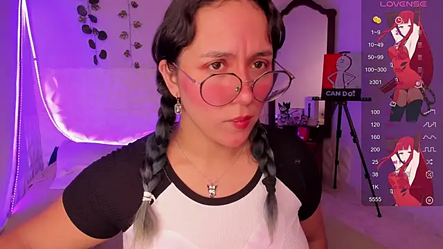 Snapshot of Ludovica6669 chatting on 03/03/25, 07:06 Ludovica6669 online show from 03/03/25, 07:06
