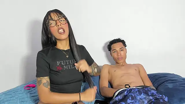 viankaa miller online show from 10/06/25, 08:45