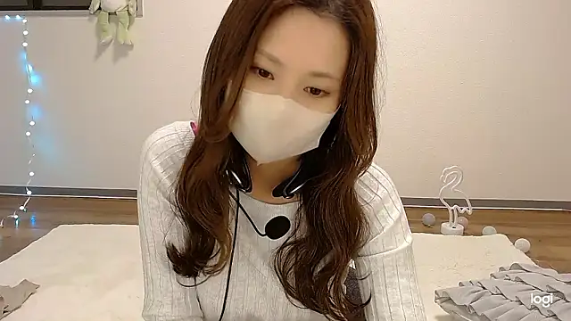 hinano JP online show from 11/27/25, 03:41