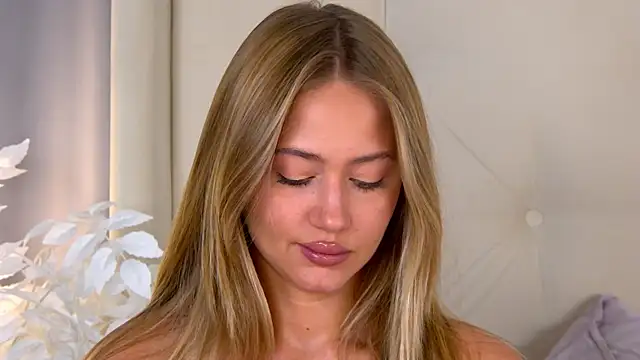 ur wet dreams online show from 09/28/25, 01:27