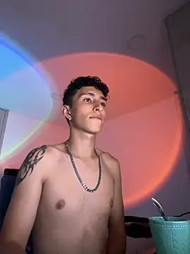 Snapshot of iKrofur chatting on 02/04/25, 02:17 iKrofur online show from 02/04/25, 02:17