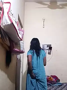 Snapshot of TeluguammayiMahi chatting on 02/14/25, 02:54 TeluguammayiMahi online show from 02/14/25, 02:54