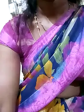 Snapshot of TeluguammayiMahi chatting on 02/18/25, 06:26 TeluguammayiMahi online show from 02/18/25, 06:26