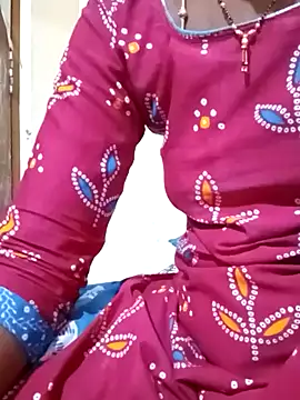 Snapshot of TeluguammayiMahi chatting on 02/19/25, 12:57 TeluguammayiMahi online show from 02/19/25, 12:57