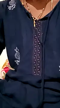 Snapshot of TeluguammayiMahi chatting on 02/28/25, 01:15 TeluguammayiMahi online show from 02/28/25, 01:15