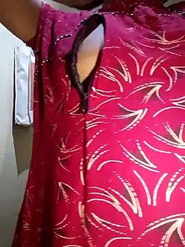 Snapshot of TeluguammayiMahi chatting on 10/11/25, 11:47 TeluguammayiMahi online show from 10/11/25, 11:47