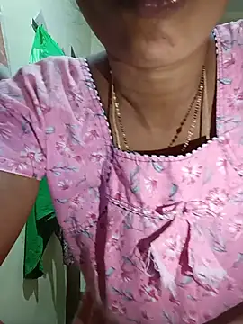 Snapshot of TeluguammayiMahi chatting on 07/04/26, 01:01 TeluguammayiMahi online show from 07/04/26, 01:01