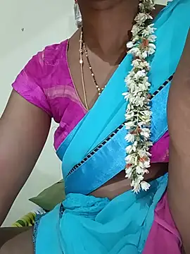 Snapshot of TeluguammayiMahi chatting on 07/10/26, 08:44 TeluguammayiMahi online show from 07/10/26, 08:44