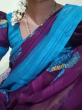 Snapshot of TeluguammayiMahi chatting on 07/28/26, 09:47 TeluguammayiMahi online show from 07/28/26, 09:47