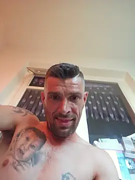 Snapshot of Schkodnik chatting on 06/20/26, 05:49 Schkodnik online show from 06/20/26, 05:49