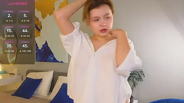 Snapshot of DownyClouds chatting on 01/28/25, 08:04 DownyClouds online show from 01/28/25, 08:04