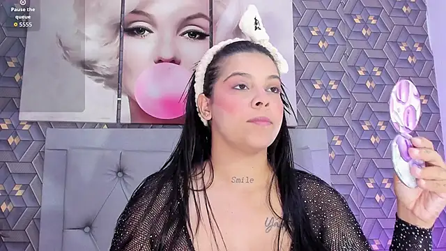 Emily rivera78 online show from 11/20/25, 03:18