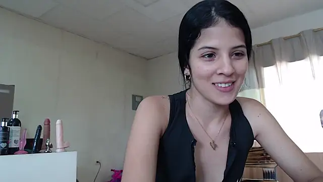 Snapshot of SofiaOrtizCam chatting on 03/14/25, 07:12 SofiaOrtizCam online show from 03/14/25, 07:12