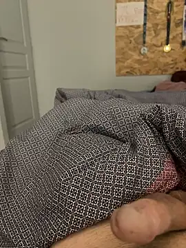 Snapshot of yannusgir33 chatting on 01/29/25, 08:46 yannusgir33 online show from 01/29/25, 08:46