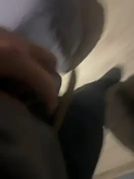 Snapshot of yannusgir33 chatting on 10/26/25, 08:48 yannusgir33 online show from 10/26/25, 08:48