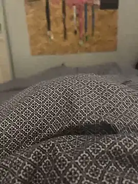 Snapshot of yannusgir33 chatting on 02/03/26, 07:13 yannusgir33 online show from 02/03/26, 07:13