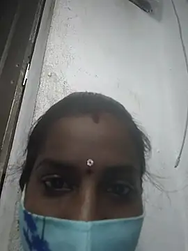 Snapshot of sweety006telugu chatting on 06/12/26, 06:34 sweety006telugu online show from 06/12/26, 06:34
