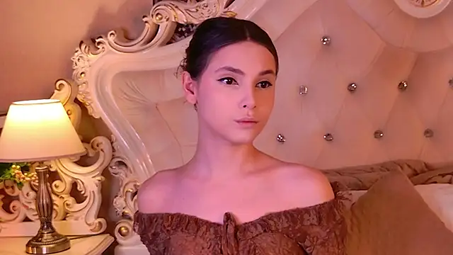 GIGI DAV online show from 10/23/25, 09:24