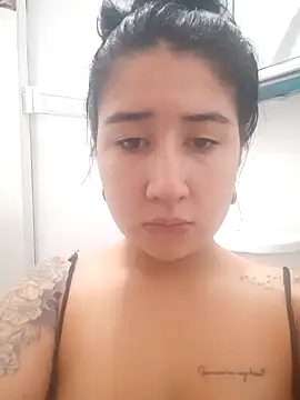 Tu nubecita online show from 02/04/25, 01:06