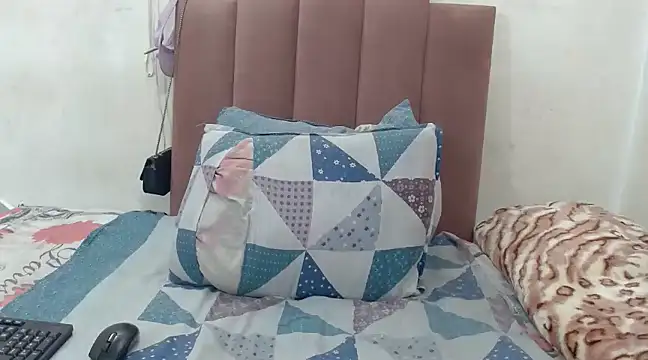 SexyLuna25 online show from 03/19/25, 05:39