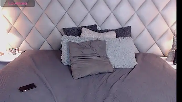 Snapshot of LalyCastro chatting on 03/09/25, 07:48 LalyCastro online show from 03/09/25, 07:48