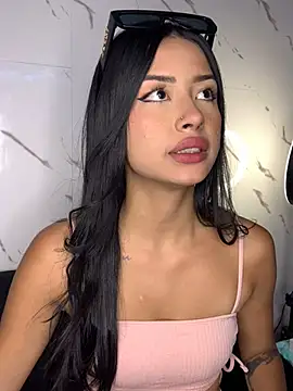 Miss karol online show from 02/04/25, 05:45