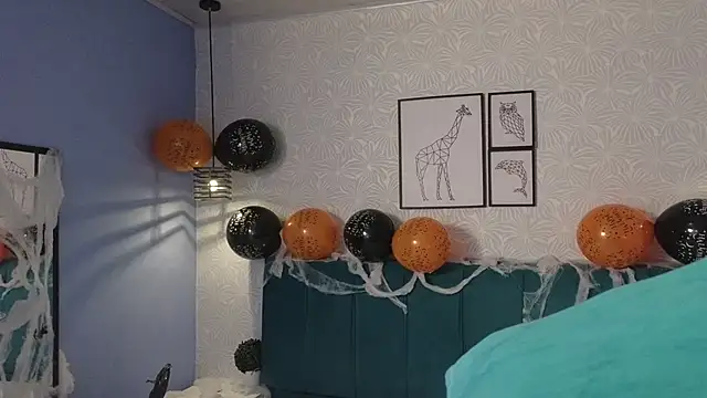 ninna curly online show from 10/24/25, 04:42