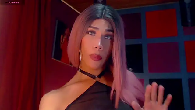 Snapshot of Dafnne_Gril chatting on 02/19/25, 06:22 Dafnne Gril online show from 02/19/25, 06:22