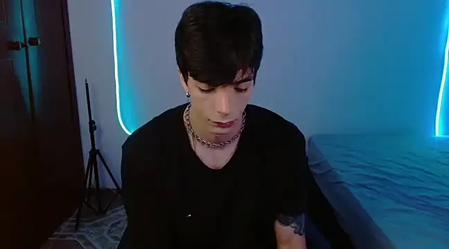 H3ll B0I online show from 02/27/25, 03:04