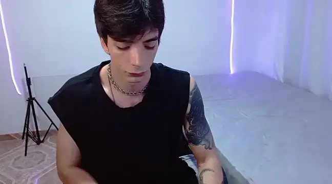 H3ll B0I online show from 03/13/25, 08:00