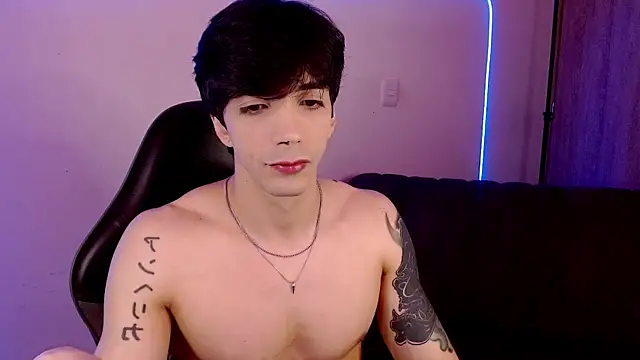 H3ll B0I online show from 05/16/26, 06:21