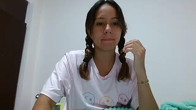 venus11 online show from 09/24/25, 05:16