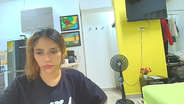 Alaiapink online show from 05/14/26, 01:34
